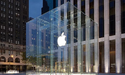 比买iphone手机更主要的，，是逛苹果的地标
